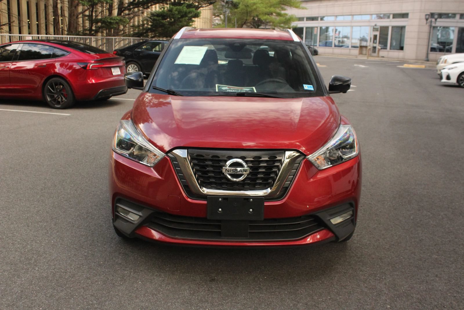Used 2020 Nissan Kicks SR FWD image 3