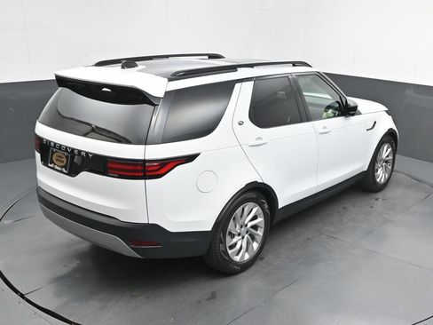 New 2026 Land Rover Discovery S AWD/4WD image 35