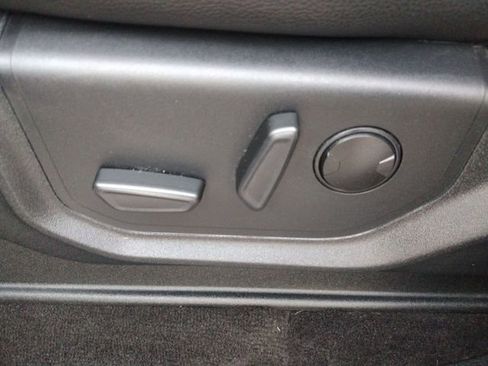 Used 2020 Ford Expedition XLT w/ Equipment Group 202A image 34