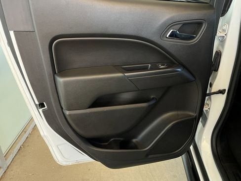 Used 2019 Chevrolet Colorado ZR2 w/ ZR2 Dusk Special Edition image 27