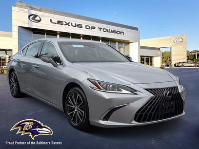 Certified 2023 Lexus ES 350 w/ Premium Package