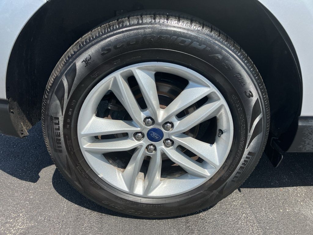 Certified 2018 Ford Edge SEL AWD/4WD image 8