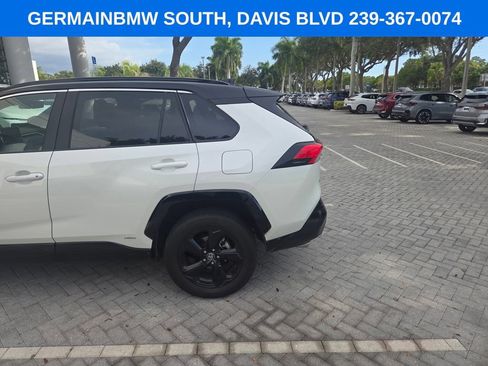 Used 2021 Toyota RAV4 XSE w/ XSE Grade Weather Package AWD/4WD image 11