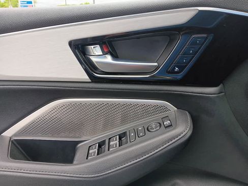 Used 2023 Acura MDX SH-AWD image 31