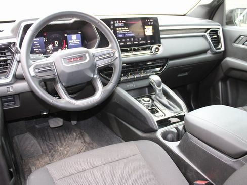 Used 2024 GMC Canyon Elevation w/ Convenience Package image 4