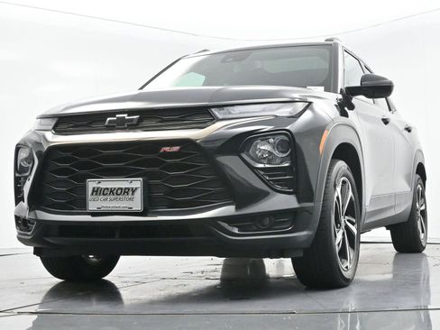 Used 2022 Chevrolet TrailBlazer RS w/ Sun and Liftgate Package AWD/4WD image 44