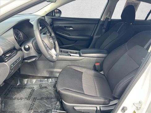 Used 2024 Nissan Sentra SV w/ All-Weather Package image 10