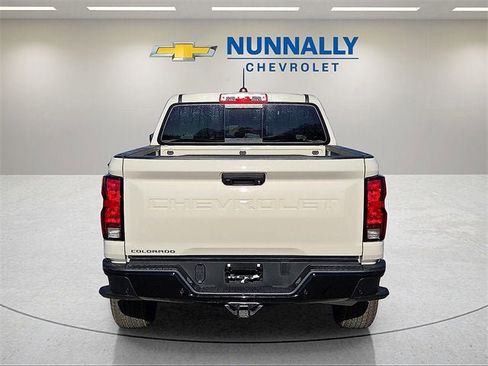 New 2026 Chevrolet Colorado Trail Boss w/ Off-Road Front Bumper Package image 4