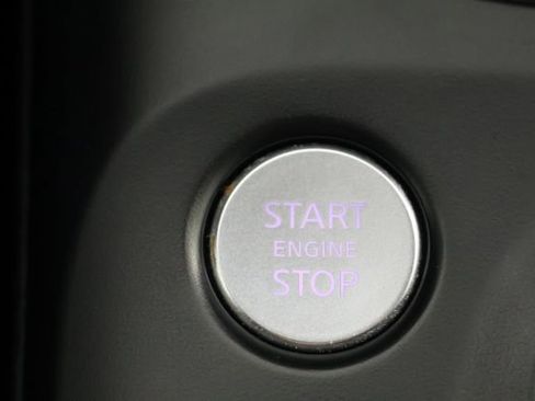 Used 2022 INFINITI QX50 Essential image 17