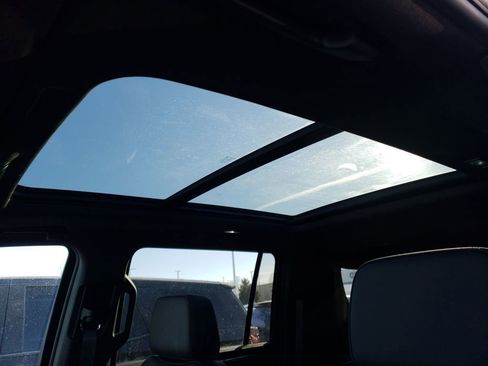 Used 2025 Chevrolet Suburban RST w/ RST Capability Package image 22