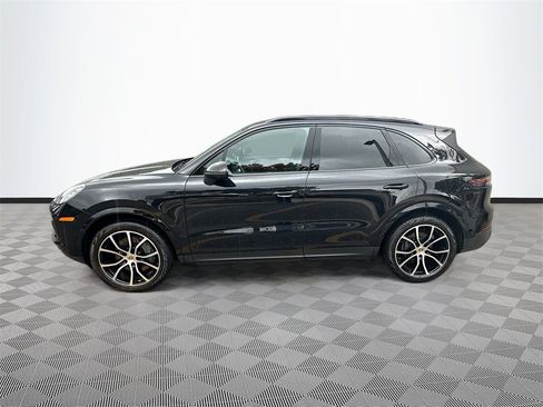 Used 2020 Porsche Cayenne S image 5