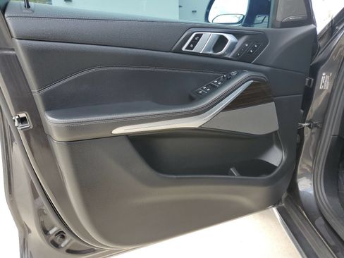 Used 2020 BMW X5 sDrive40i w/ Premium Package RWD image 19