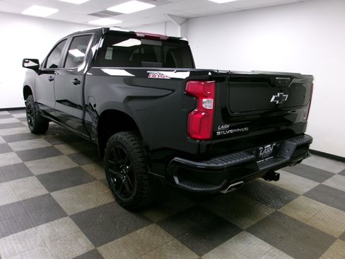 Certified 2024 Chevrolet Silverado 1500 LT Trail Boss w/ Convenience Package II AWD/4WD image 2