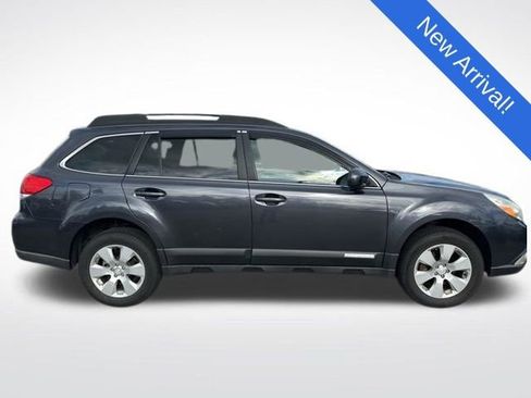 Used 2012 Subaru Outback 2.5i Premium w/ All-Weather Pkg image 8