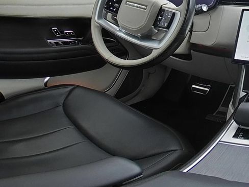 Used 2024 Land Rover Range Rover Autobiography AWD/4WD image 28