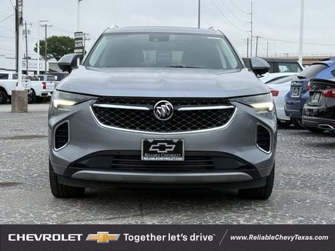 Used 2023 Buick Envision Avenir FWD image 3