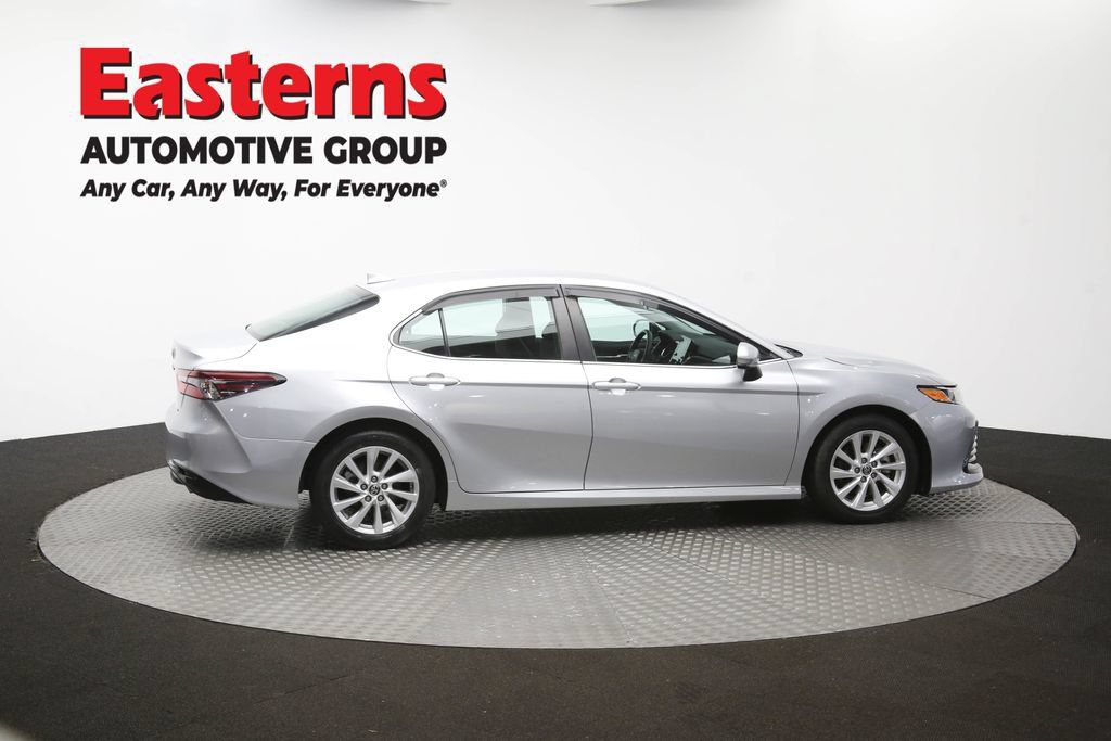 Used 2021 Toyota Camry LE FWD image 37