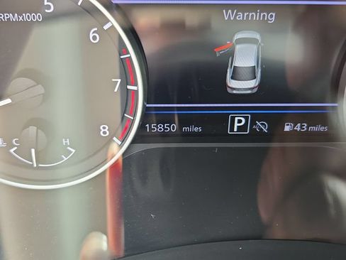 Used 2025 Nissan Sentra SR FWD image 28