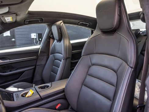 Certified 2025 Porsche Taycan Turbo image 5