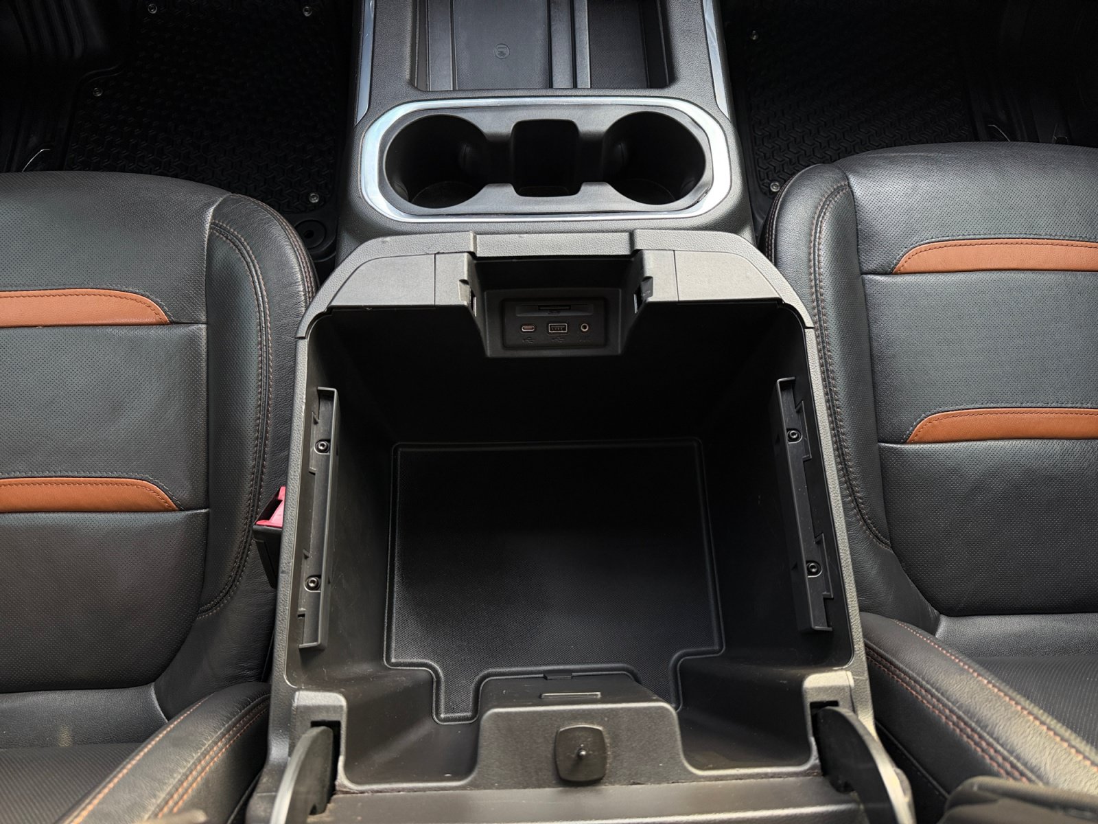 Used 2022 GMC Sierra 2500 AT4 w/ AT4 Preferred Package AWD/4WD image 21