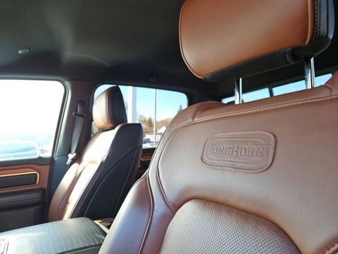 Used 2019 RAM 1500 Limited image 37