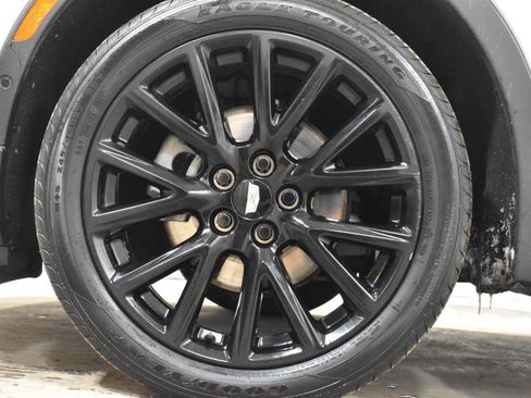 Certified 2023 Cadillac XT4 Sport image 35