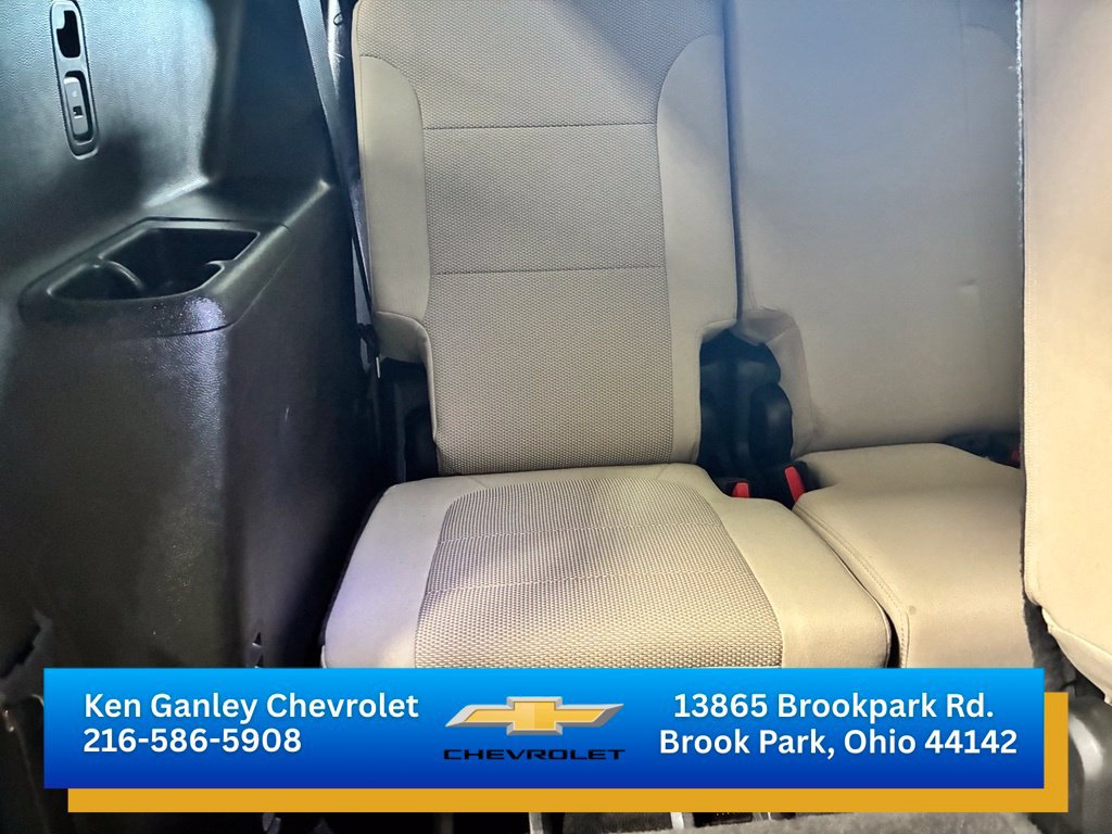 Used 2023 Chevrolet Traverse LS w/ Safety Package FWD image 21