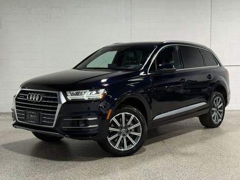 Used 2017 Audi Q7 3.0T Prestige image 2