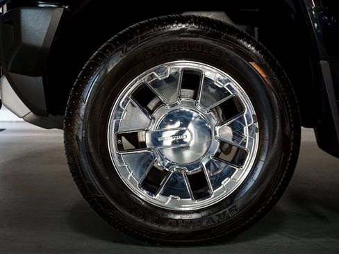 Used 2008 HUMMER H3 image 31