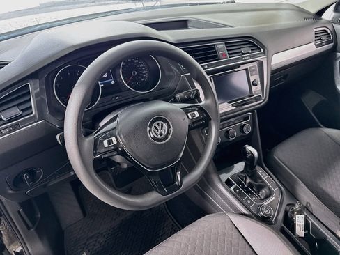 Used 2018 Volkswagen Tiguan S AWD/4WD image 11