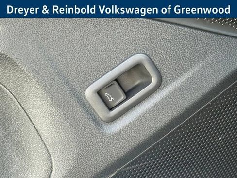 New 2026 Volkswagen Tiguan SE R-Line AWD/4WD image 23