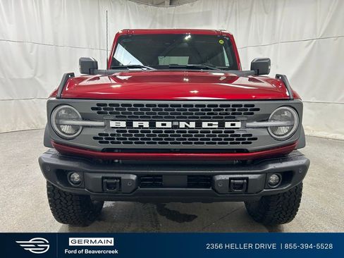 New 2025 Ford Bronco Badlands image 3