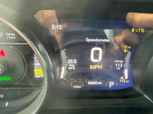Used 2022 Jeep Wrangler Unlimited Sahara AWD/4WD image 12