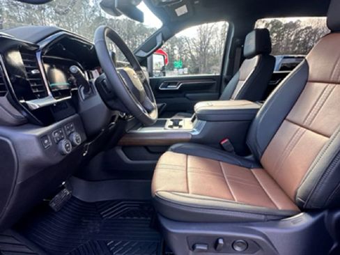 New 2026 Chevrolet Silverado 2500 High Country w/ Z71 Off-Road Package image 16