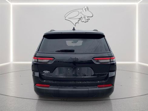 Used 2021 Jeep Grand Cherokee L Laredo AWD/4WD image 4