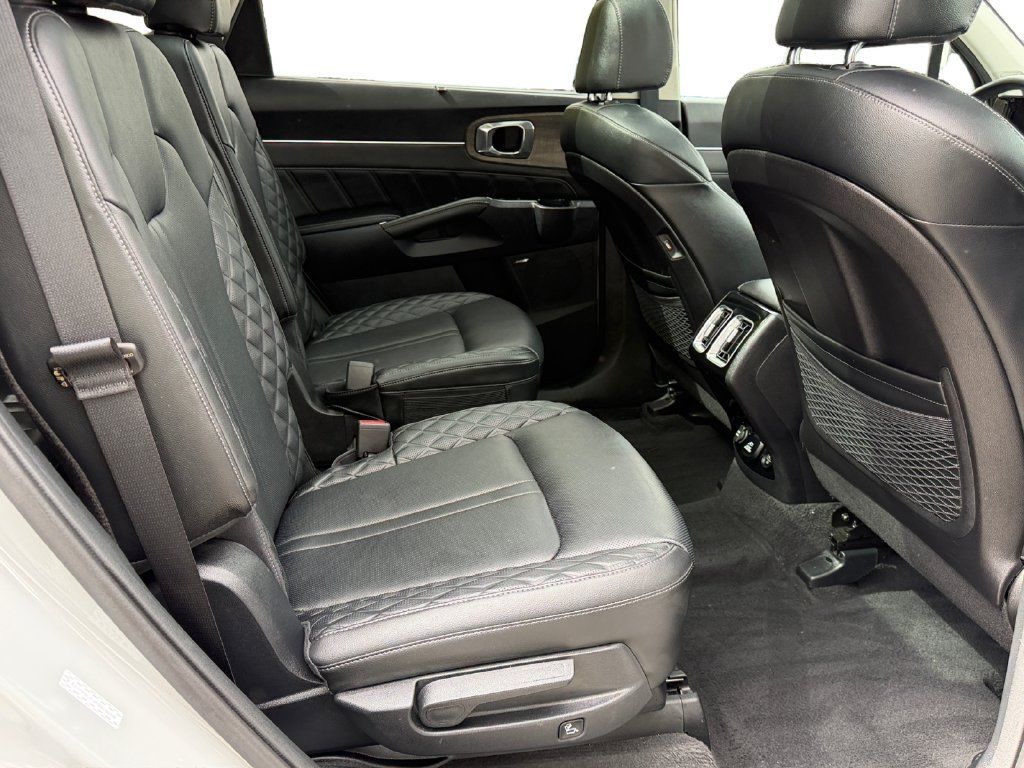 Used 2023 Kia Sorento SX Prestige AWD/4WD image 8