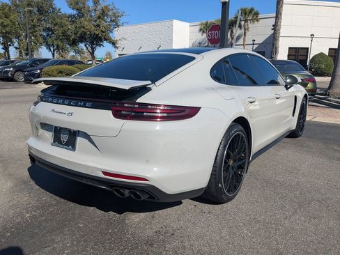 Used 2018 Porsche Panamera 4S image 15