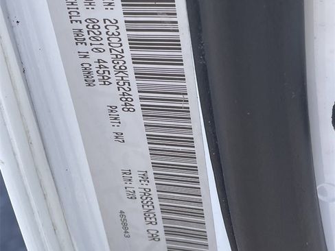 Used 2019 Dodge Challenger SXT image 30