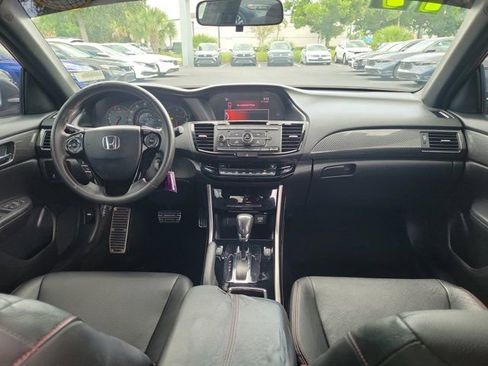 Used 2017 Honda Accord Sport Special Edition image 2