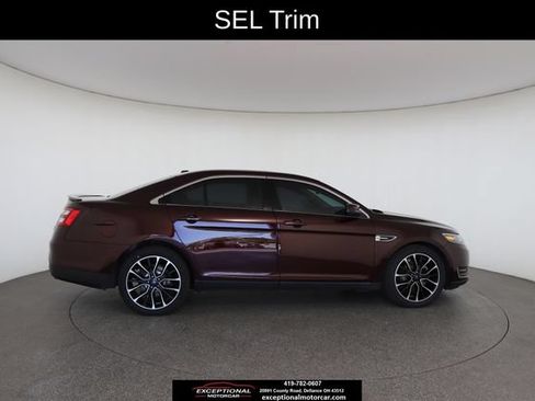 Used 2018 Ford Taurus SEL w/ Equipment Group 201A AWD/4WD image 22