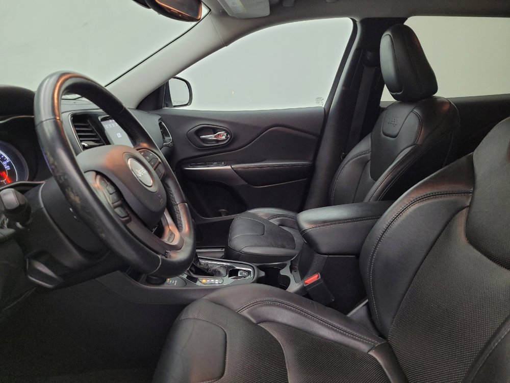 Used 2019 Jeep Cherokee Limited AWD/4WD image 17