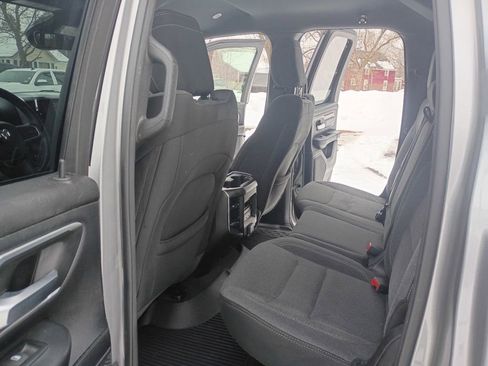 Used 2021 RAM 1500 Big Horn image 15