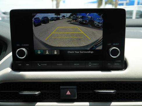 Used 2025 Honda HR-V LX image 24