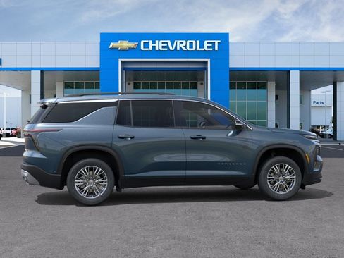 New 2026 Chevrolet Traverse LT FWD image 5