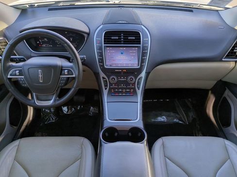 Used 2020 Lincoln Nautilus Reserve image 14