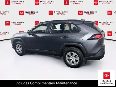 Certified 2021 Toyota RAV4 LE AWD/4WD image 6