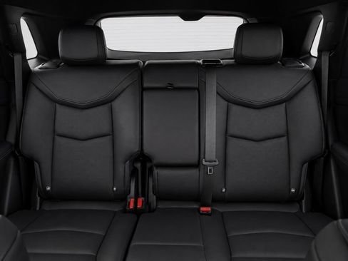 Used 2022 Cadillac XT5 Premium Luxury w/ Technology Package FWD image 9