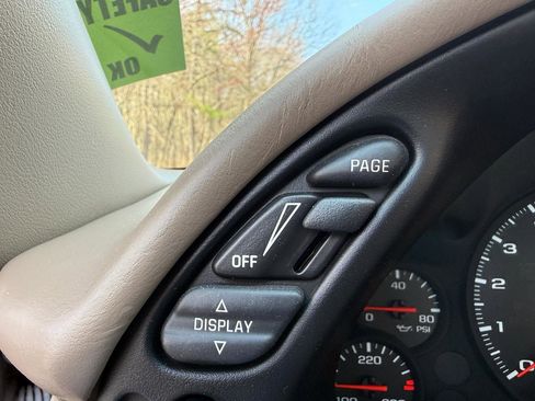 Used 2003 Chevrolet Corvette Convertible w/ Preferred Equipment Group1 image 27