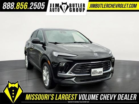Used 2025 Buick Encore GX Preferred AWD/4WD image 24