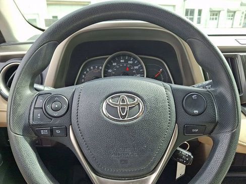 Used 2013 Toyota RAV4 LE AWD/4WD image 25